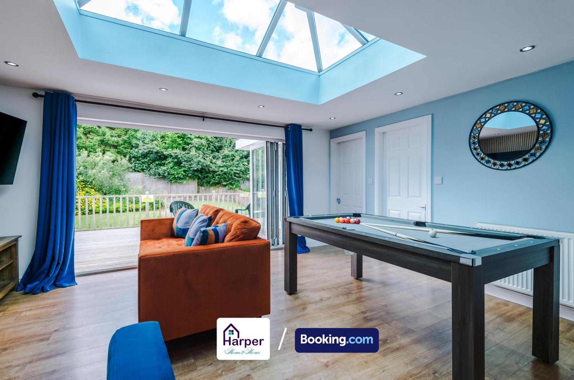 Spacious Detached Bungalow By Harperletting Short Lets & Serviced Accommodation Buckely With Pool Table & Driveway Buckley Exterior foto